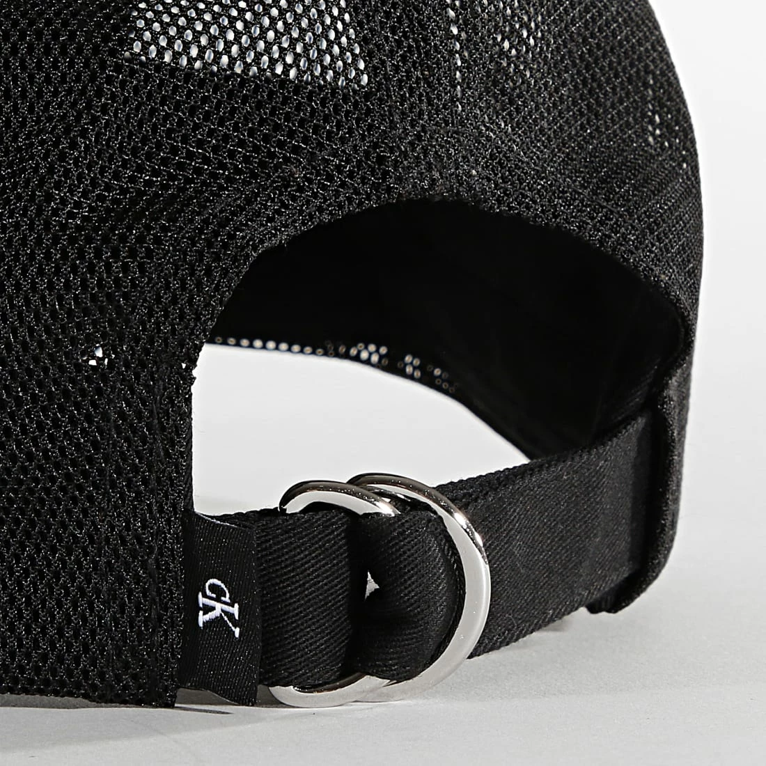 Meilleur prix 💯 Casquette Trucker Essential 9482 Noir de Calvin Klein 🔔 3 Meilleur prix 💯 Casquette Trucker Essential 9482 Noir de Calvin Klein 🔔 – Image 3