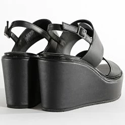 Acheter 👍 Sandales Femme Wedge 1137 Ck Black de Calvin Klein 🌟 -France Calvin Klein Soldes 2024 calvin klein 322330 HW0HW01137 BAX 20220614T161740 04