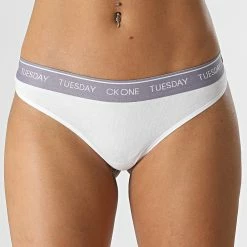 Tout neuf 🧨 Lot De 7 Strings Femme QF5937E Noir Multi de Calvin Klein 🤩 12 Tout neuf 🧨 Lot De 7 Strings Femme QF5937E Noir Multi de Calvin Klein 🤩 -France Calvin Klein Soldes 2024 calvin klein 322513 QF5937E 1VD 20220624T135257 05