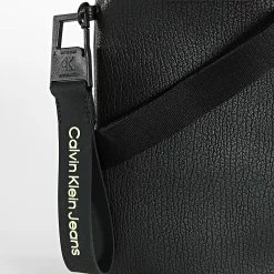 Sortie 🎉 Sacoche Tagged Flatpack 9287 Noir de Calvin Klein 👏 -France Calvin Klein Soldes 2024 calvin klein 322742 K50K509287 BDS 20220609T141218 03