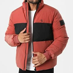 Nouveau 🤩 Doudoune Colorblock Non Down 0928 Rouge Brique Noir de Calvin Klein ❤️