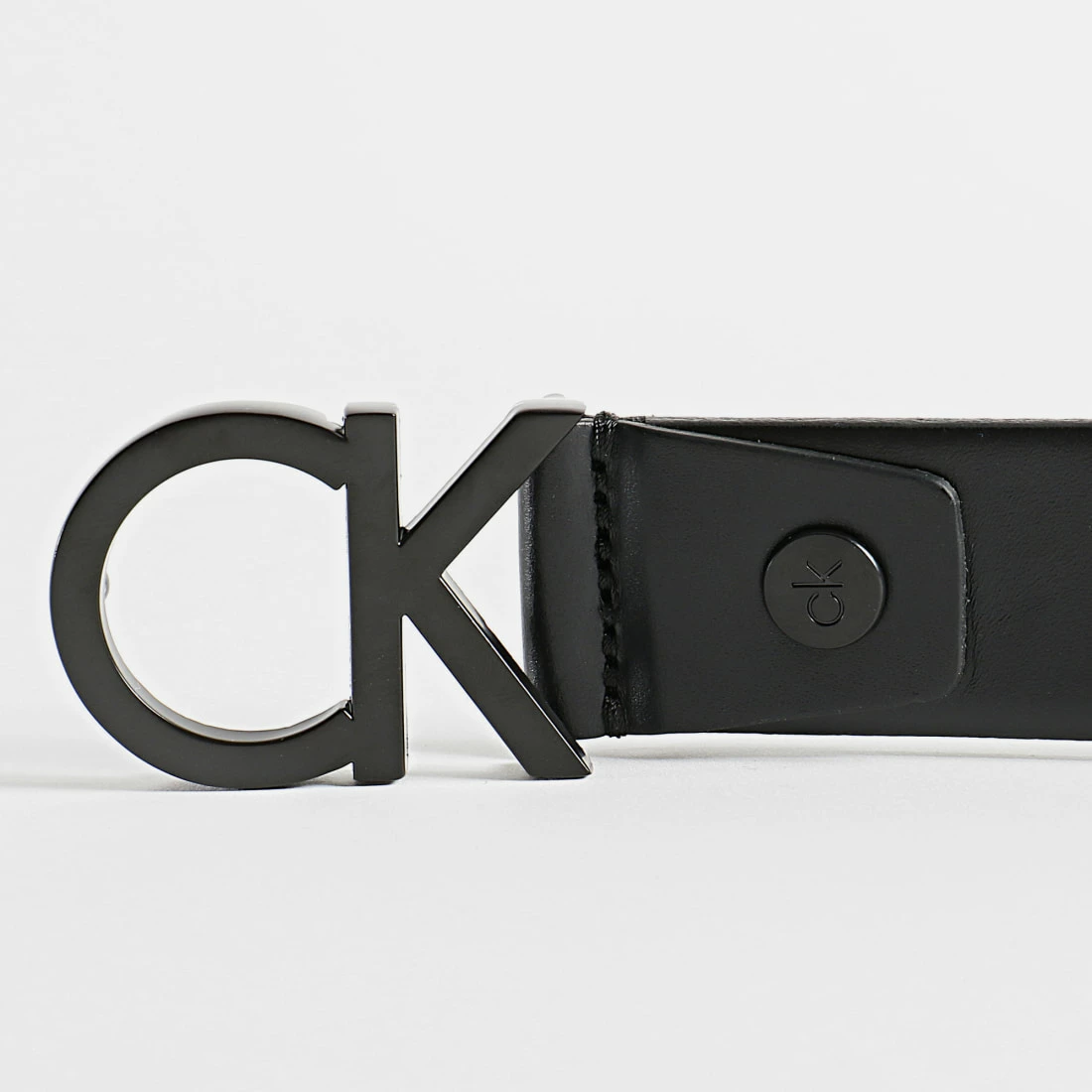 Vente flash 🤩 Ceinture Adjustable Buckle 8114 Noir de Calvin Klein 💯 2 Vente flash 🤩 Ceinture Adjustable Buckle 8114 Noir de Calvin Klein 💯 – Image 2