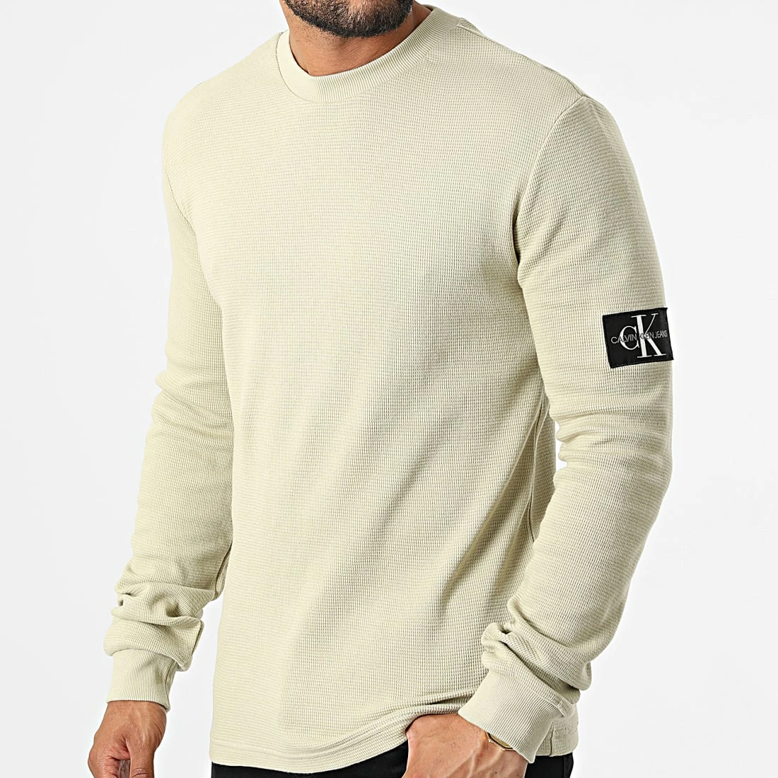Meilleure vente 🎁 Sweat Crewneck Monogram Badge Waffle 6610 Beige de Calvin Klein 🎉 1 Meilleure vente 🎁 Sweat Crewneck Monogram Badge Waffle 6610 Beige de Calvin Klein 🎉