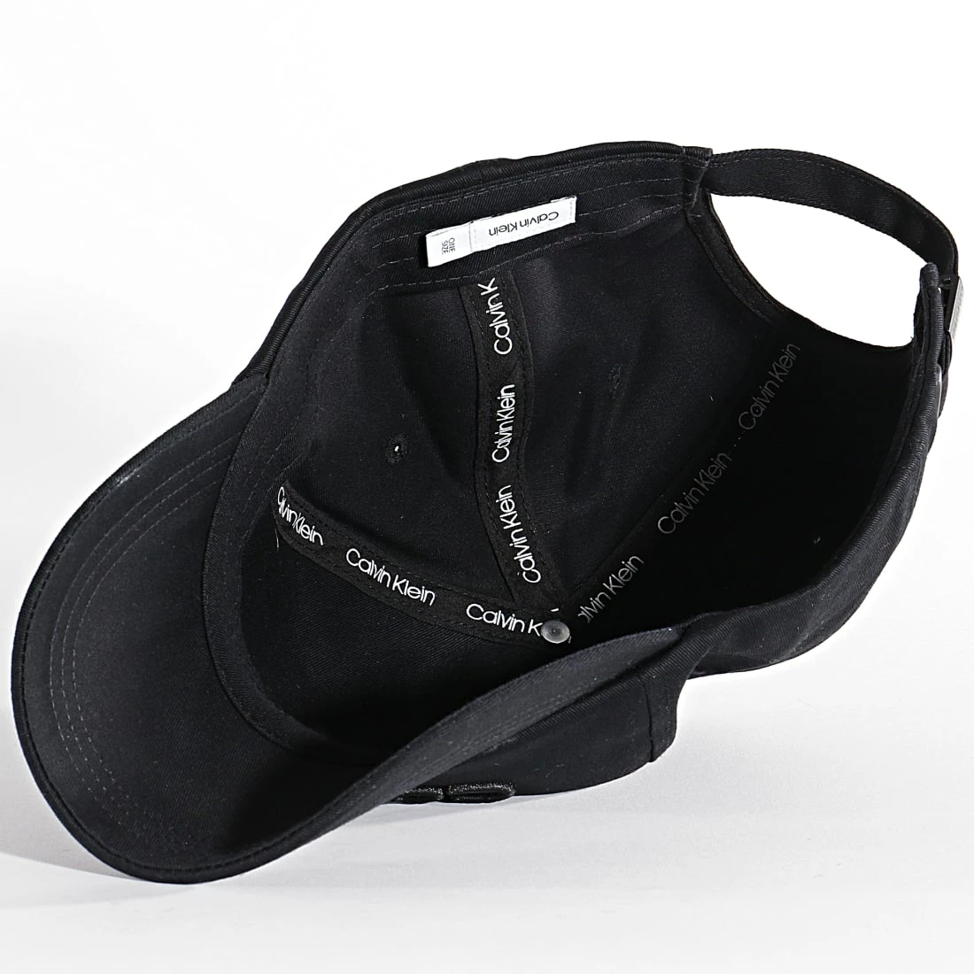 Acheter 🔔 Casquette Embroidery BB Cap 5737 Noir de Calvin Klein 🌟 4 Acheter 🔔 Casquette Embroidery BB Cap 5737 Noir de Calvin Klein 🌟 – Image 4