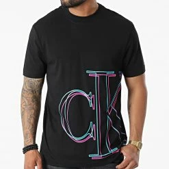 Vente flash ❤️ Tee 👕 Shirt 0883 Noir de Calvin Klein ✨ -France Calvin Klein Soldes 2024 calvin klein 324598 J30J320883 BEH 20220623T160801 03