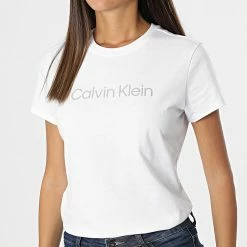 Offres 👍 Tee 👚 Shirt Femme Réfléchissant GWS2K142 Blanc de Calvin Klein ⭐ -France Calvin Klein Soldes 2024 calvin klein 324870 GWS2K142 YAF 20220719T143150 03