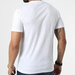 Meilleur prix 💯 Tee 👚 Shirt Modern Front Logo 9802 Blanc de Calvin Klein ❤️ 7 Meilleur prix 💯 Tee 👚 Shirt Modern Front Logo 9802 Blanc de Calvin Klein ❤️ -France Calvin Klein Soldes 2024 calvin klein 325036 K10K109802 YAF 20220630T150514 04