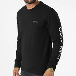 Meilleur prix 😉 Tee 👚 Shirt Manches Longues Sleeve Placement Logo 9737 Noir de Calvin Klein 🧨 6 Meilleur prix 😉 Tee 👚 Shirt Manches Longues Sleeve Placement Logo 9737 Noir de Calvin Klein 🧨 -France Calvin Klein Soldes 2024 calvin klein 325051 K10K109737 BEH 20220630T143854 03