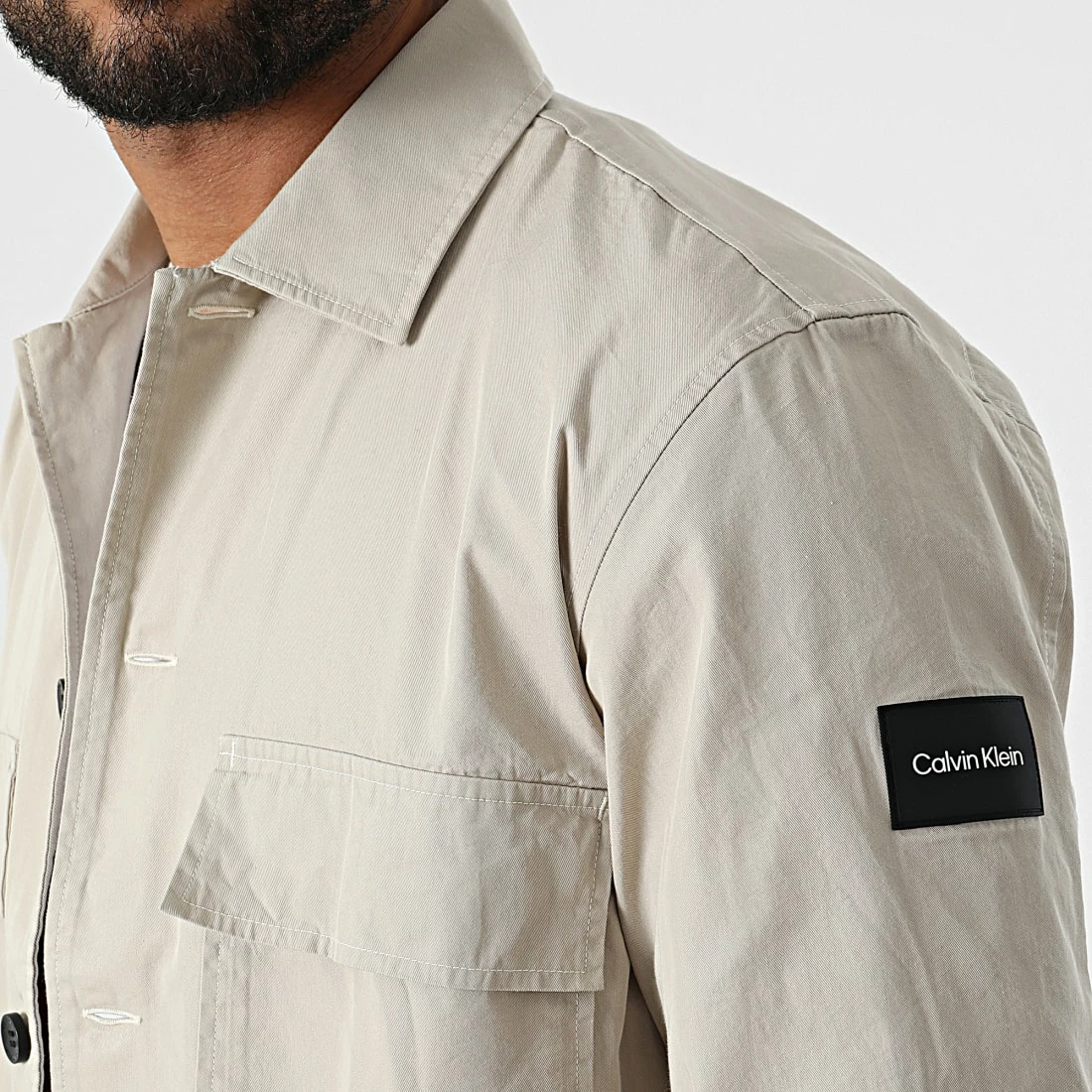 Sortie 🌟 Surchemise Cotton Nylon 9920 Beige de Calvin Klein 🛒 2 Sortie 🌟 Surchemise Cotton Nylon 9920 Beige de Calvin Klein 🛒 – Image 2