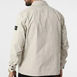 Sortie 🌟 Surchemise Cotton Nylon 9920 Beige de Calvin Klein 🛒 7 Sortie 🌟 Surchemise Cotton Nylon 9920 Beige de Calvin Klein 🛒 -France Calvin Klein Soldes 2024 calvin klein 325055 K10K109920 ACE 20220624T150431 04