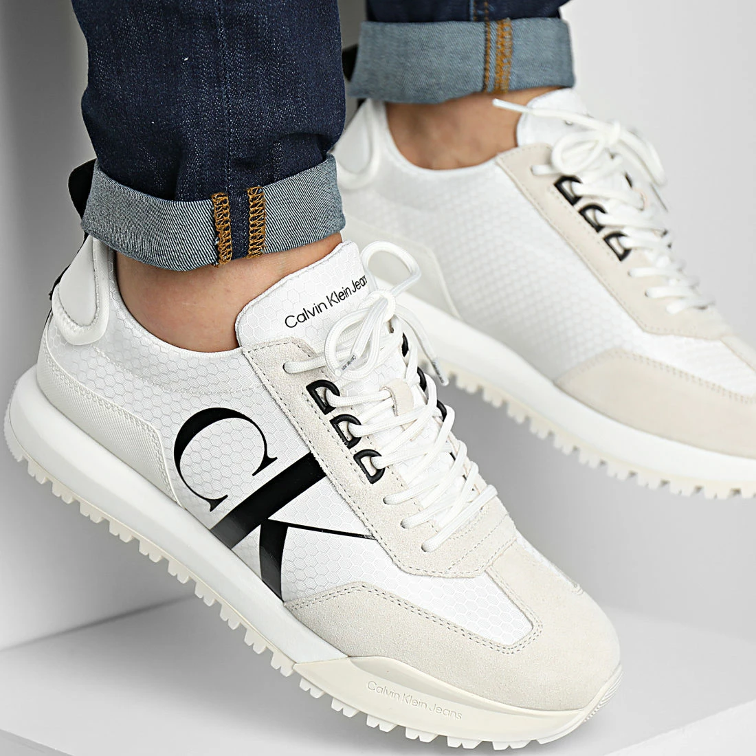 Acheter 🌟 Baskets New Retro Runner 0417 Bright White de Calvin Klein 🌟 1 Acheter 🌟 Baskets New Retro Runner 0417 Bright White de Calvin Klein 🌟