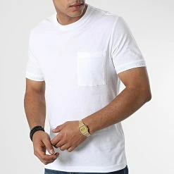 Tout neuf 🛒 Tee 👚 Shirt Poche Logo Jacquard 9961 Blanc de Calvin Klein ✔️ 6 Tout neuf 🛒 Tee 👚 Shirt Poche Logo Jacquard 9961 Blanc de Calvin Klein ✔️ -France Calvin Klein Soldes 2024 calvin klein 326435 K10K109961 YAF 20220706T160816 03