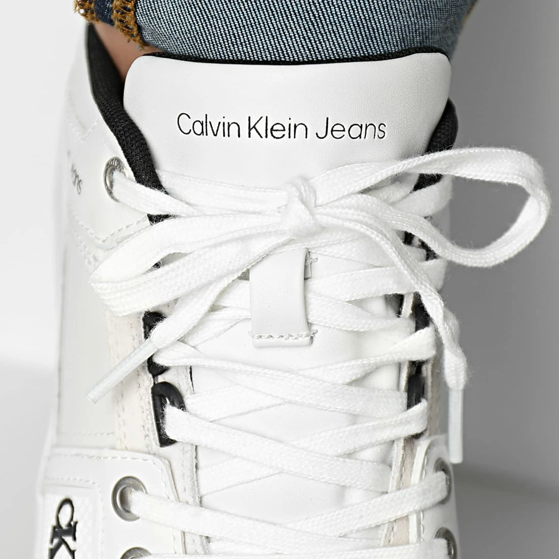 Offres ⭐ Baskets Cupsole Lace Up 0429 Bright White de Calvin Klein 💯 3 Offres ⭐ Baskets Cupsole Lace Up 0429 Bright White de Calvin Klein 💯 – Image 3