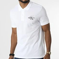 Bon marché 🎉 Polo Manches Courtes 0889 Beige Clair de Calvin Klein 👍