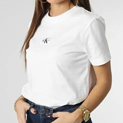 Meilleure affaire ✔️ Tee 👕 Shirt Femme Badge Seaming 9658 Blanc de Calvin Klein 😀 -France Calvin Klein Soldes 2024 calvin klein 327382 J20J219658 YAF 20221121T155300 03