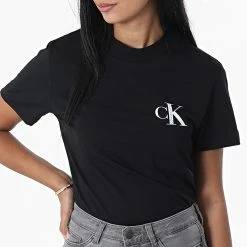 Grosses soldes ⌛ Tee 👚 Shirt Slim Femme 0478 Noir de Calvin Klein 🛒 6 Grosses soldes ⌛ Tee 👚 Shirt Slim Femme 0478 Noir de Calvin Klein 🛒 -France Calvin Klein Soldes 2024 calvin klein 328313 J20J220478 BEH 20220803T161027 03