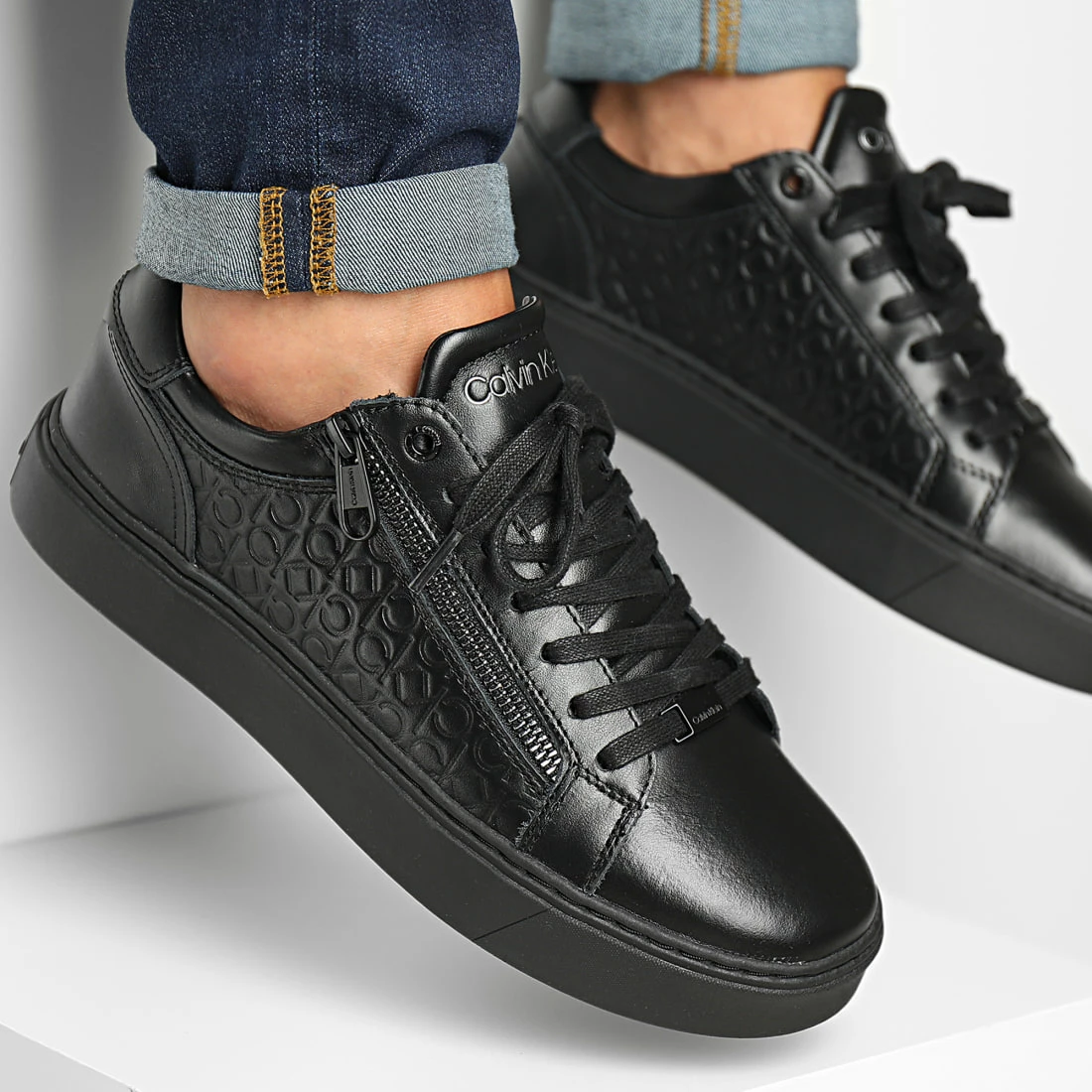 Meilleure vente 👍 Baskets Low Top Lace Up 0282 Black Mono de Calvin Klein 🛒 1 Meilleure vente 👍 Baskets Low Top Lace Up 0282 Black Mono de Calvin Klein 🛒