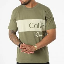 Sortie 🎉 Tee 👕 Shirt Institutional Blocking 0882 Vert Kaki de Calvin Klein 🔔 6 Sortie 🎉 Tee 👕 Shirt Institutional Blocking 0882 Vert Kaki de Calvin Klein 🔔 -France Calvin Klein Soldes 2024 calvin klein 329283 J30J320882 LB6 20220726T105827 03