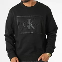 Le moins cher ✨ Sweat Crewneck 1880 Noir de Calvin Klein ⌛ -France Calvin Klein Soldes 2024 calvin klein 329703 J30J321880 BEH 20220729T160009 03