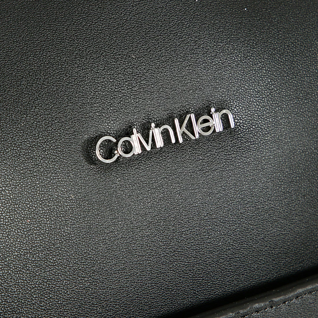 De gros ✔️ Sac A Main Femme Must Shopper 9860 Noir de Calvin Klein 🔥 2 De gros ✔️ Sac A Main Femme Must Shopper 9860 Noir de Calvin Klein 🔥 – Image 2