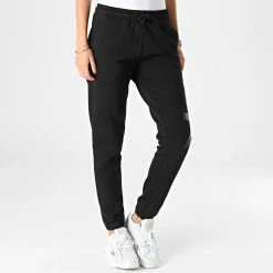 Acheter 🎁 Pantalon Jogging Femme Gradient Monologo 8743 Noir de Calvin Klein 🎉 -France Calvin Klein Soldes 2024 calvin klein 329870 J20J219743 BEH 20220822T155524 03