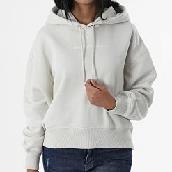 Meilleure affaire ✔️ Sweat Capuche Femme Shrunken Institution 9910 Beige de Calvin Klein ⭐