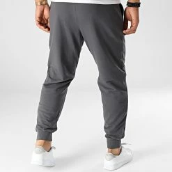 Remise 😍 Pantalon Jogging NM2175E Gris Anthracite de Calvin Klein 💯 -France Calvin Klein Soldes 2024 calvin klein 329978 NM2175E 5FB 20220802T161955 04