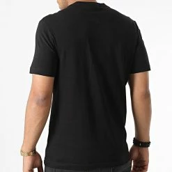 Meilleur prix 😀 Tee 👚 Shirt Distorted Logo 0113 Noir de Calvin Klein ✨ -France Calvin Klein Soldes 2024 calvin klein 330537 K10K110113 BEH 20220805T150537 04