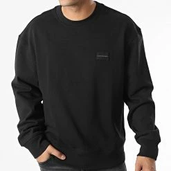 Nouveau ⭐ Sweat Crewneck 1544 Noir de Calvin Klein 👏 -France Calvin Klein Soldes 2024 calvin klein 330577 J30J321544 BEH 20220805T150601 03