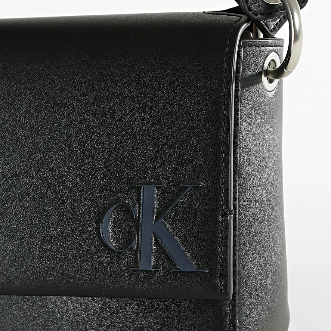 De gros 🔔 Sac A Main Femme Sculpted Boxy 0067 Noir de Calvin Klein 🌟 3 De gros 🔔 Sac A Main Femme Sculpted Boxy 0067 Noir de Calvin Klein 🌟 – Image 3