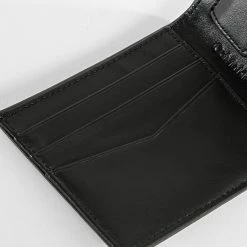 Meilleur prix 🎉 Portefeuille Monogram Soft Bifold 9876 Noir de Calvin Klein 🤩 6 Meilleur prix 🎉 Portefeuille Monogram Soft Bifold 9876 Noir de Calvin Klein 🤩 -France Calvin Klein Soldes 2024 calvin klein 330761 K50K509876 0GJ 20220811T161931 03