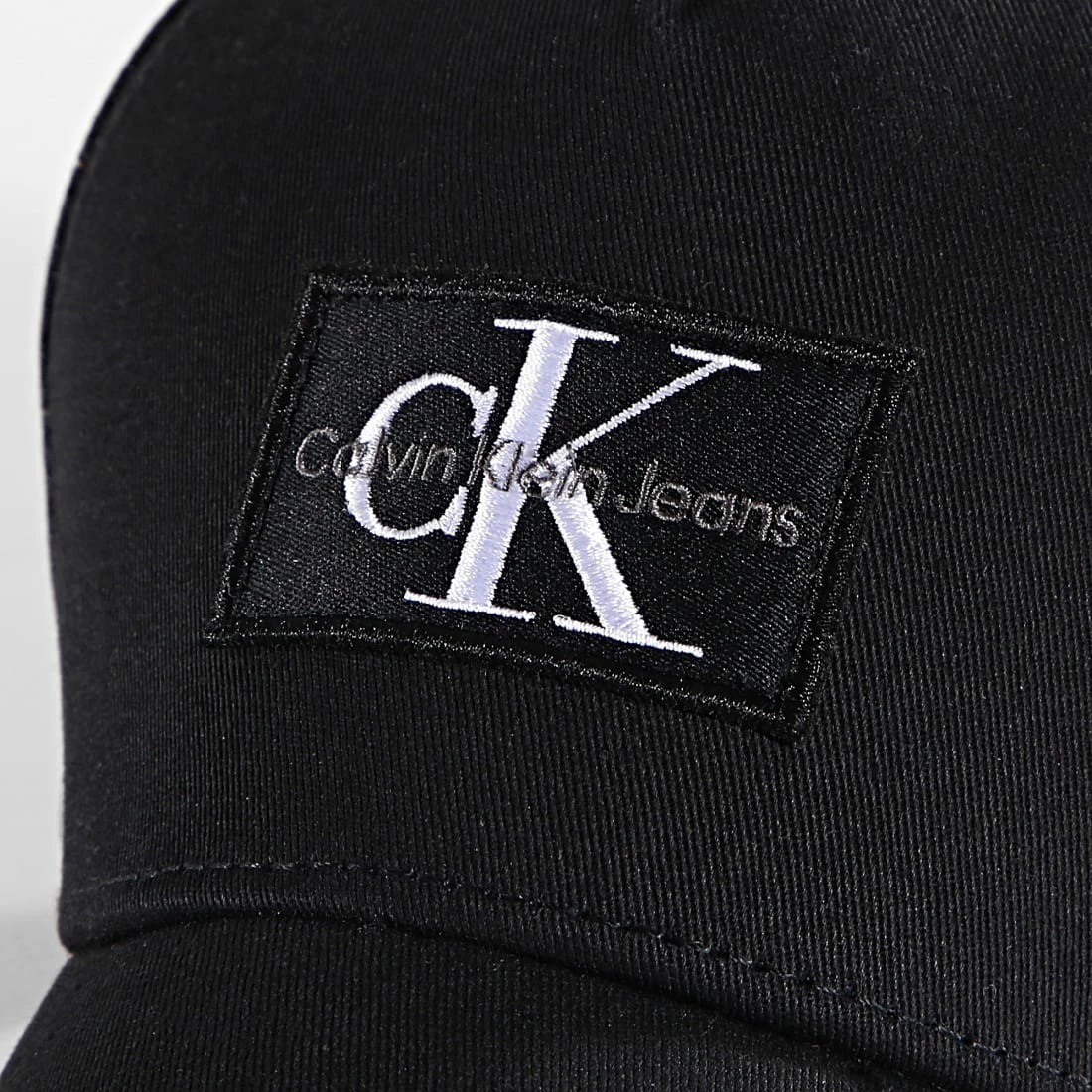 Grosses soldes 😍 Casquette Trucker Badge 9485 Noir de Calvin Klein 🌟 2 Grosses soldes 😍 Casquette Trucker Badge 9485 Noir de Calvin Klein 🌟 – Image 2