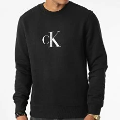 Bon marché ❤️ Sweat Crewneck 1900 Noir de Calvin Klein 👏