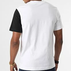 Coupon 🛒 Tee 👚 Shirt Stacked Colorblock 1777 Blanc de Calvin Klein ❤️ -France Calvin Klein Soldes 2024 calvin klein 331203 J30J321777 YAF 20220811T145957 04