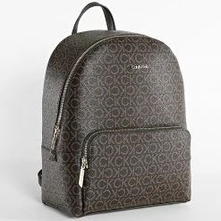 Tout neuf 🤩 Sac A Dos Femme CK Must Campus 9356 Marron de Calvin Klein ✔️