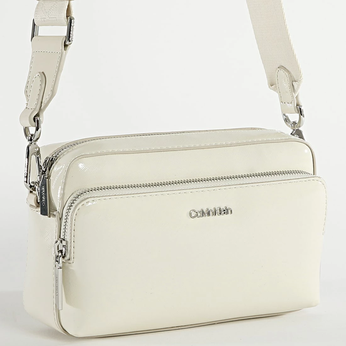 Le moins cher 🔥 Sac A Main Femme CK Must 9888 Beige de Calvin Klein 👍 1 Le moins cher 🔥 Sac A Main Femme CK Must 9888 Beige de Calvin Klein 👍