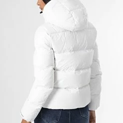 Top 10 ✔️ Doudoune Capuche Femme 9819 Blanc de Calvin Klein 🔔 -France Calvin Klein Soldes 2024 calvin klein 331962 J20J219819 YAF 20220901T154728 04