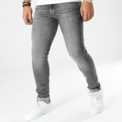 Nouveau ⌛ Jean Skinny 1447 Gris Anthracite de Calvin Klein 🥰