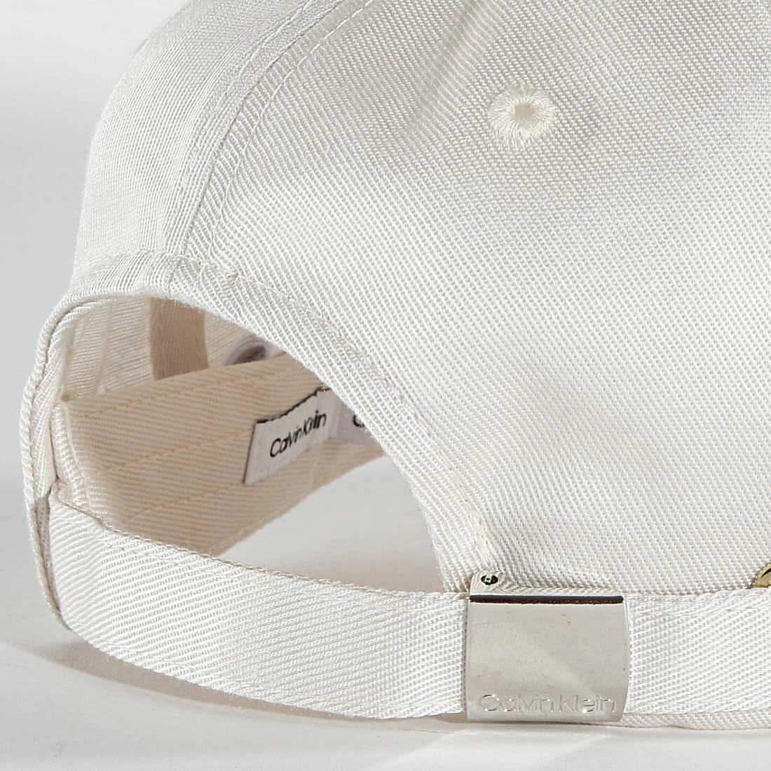 Promo 🔔 Casquette Femme Re-Lock Inlay 9712 Beige de Calvin Klein 😀 3 Promo 🔔 Casquette Femme Re-Lock Inlay 9712 Beige de Calvin Klein 😀 – Image 3