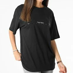 Tout neuf 😀 Tee 👚 Shirt Femme QS6898E Noir de Calvin Klein 🤩 7 Tout neuf 😀 Tee 👚 Shirt Femme QS6898E Noir de Calvin Klein 🤩 -France Calvin Klein Soldes 2024 calvin klein 332591 QS6898E UB1 20220823T145658 03
