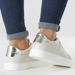 Coupon 🎁 Baskets Femme Cupsole Slip-On 1325 Dark Ecru de Calvin Klein 🌟 -France Calvin Klein Soldes 2024 calvin klein 333085 HW0HW01325 PC4 20220830T155718 04
