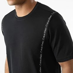 Meilleure affaire 🛒 Tee 👚 Shirt A Bandes GMF2K110 Noir de Calvin Klein ❤️ -France Calvin Klein Soldes 2024 calvin klein 333197 GMF2K110 BAE 20220823T140709 02