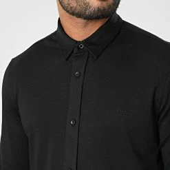 Meilleure affaire 🎉 Chemise Manches Longues Smooth Cotton Slim 0858 Noir de Calvin Klein ⭐ 5 Meilleure affaire 🎉 Chemise Manches Longues Smooth Cotton Slim 0858 Noir de Calvin Klein ⭐ -France Calvin Klein Soldes 2024 calvin klein 333266 K10K110858 BEH 20220818T152230 02