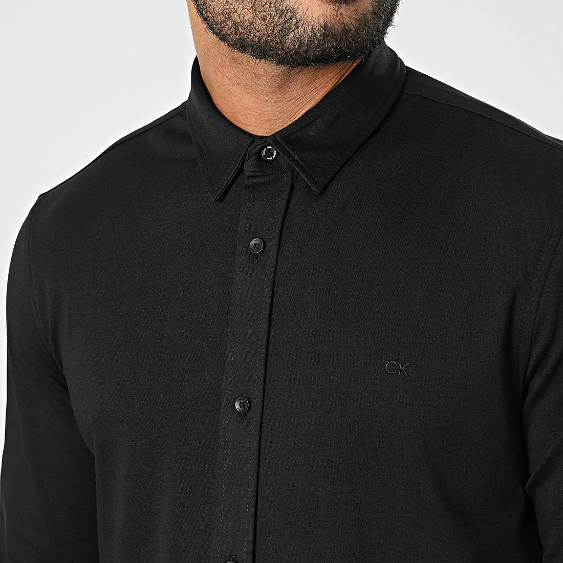 Meilleure affaire 🎉 Chemise Manches Longues Smooth Cotton Slim 0858 Noir de Calvin Klein ⭐ 2 Meilleure affaire 🎉 Chemise Manches Longues Smooth Cotton Slim 0858 Noir de Calvin Klein ⭐ – Image 2