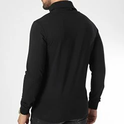 Vente flash 😍 Tee 👕 Shirt Manches Longues Col Roulé 1701 Noir de Calvin Klein 😍 -France Calvin Klein Soldes 2024 calvin klein 333432 J30J321701 BEH 20220818T152216 04