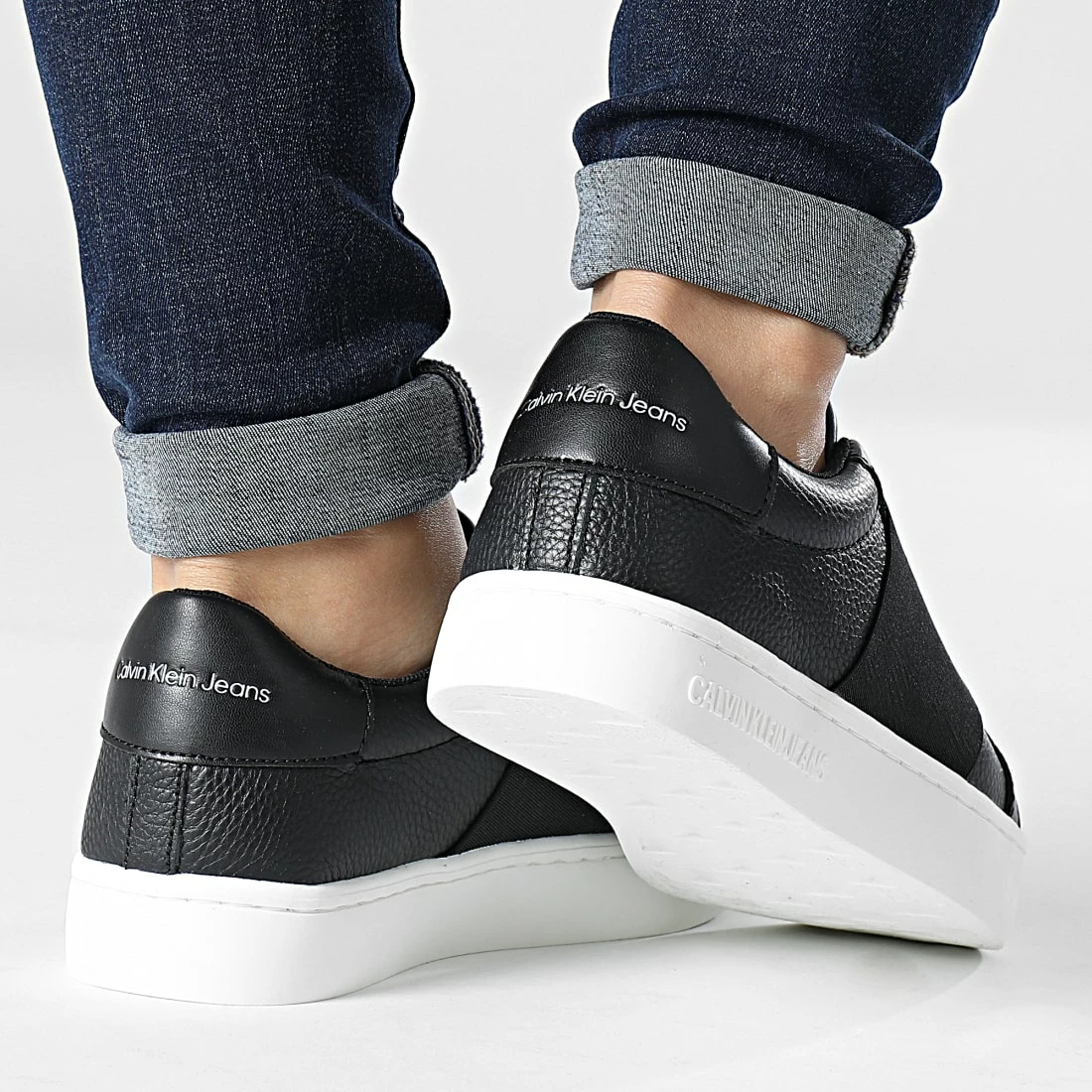 De gros 🥰 Baskets Femme Classic Cupsole Ribbon 0776 Black de Calvin Klein ✨ 4 De gros 🥰 Baskets Femme Classic Cupsole Ribbon 0776 Black de Calvin Klein ✨ – Image 4