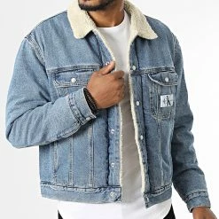 Tout neuf ⌛ Veste Jean Col Sherpa 1271 Bleu Denim de Calvin Klein ✨ -France Calvin Klein Soldes 2024 calvin klein 334939 J30J321271 1AA 20220905T161510 03