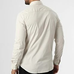 Promo 😍 Chemise Manches Longues Stretch Poplin 0856 Beige de Calvin Klein 🎉 -France Calvin Klein Soldes 2024 calvin klein 335313 K10K110856 ACE 20221103T115347 04