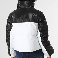 Bon marché 🛒 Doudoune Femme Color Blocking 9832 Blanc Noir de Calvin Klein 🥰 -France Calvin Klein Soldes 2024 calvin klein 335357 J20J219832 BEH 20220906T150153 04