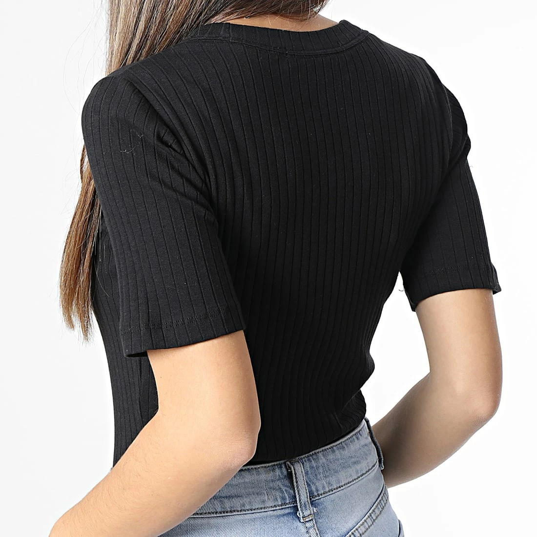 Budget 🔔 Tee 👕 Shirt Crop Femme 9895 Noir de Calvin Klein 👍 4 Budget 🔔 Tee 👕 Shirt Crop Femme 9895 Noir de Calvin Klein 👍 – Image 4